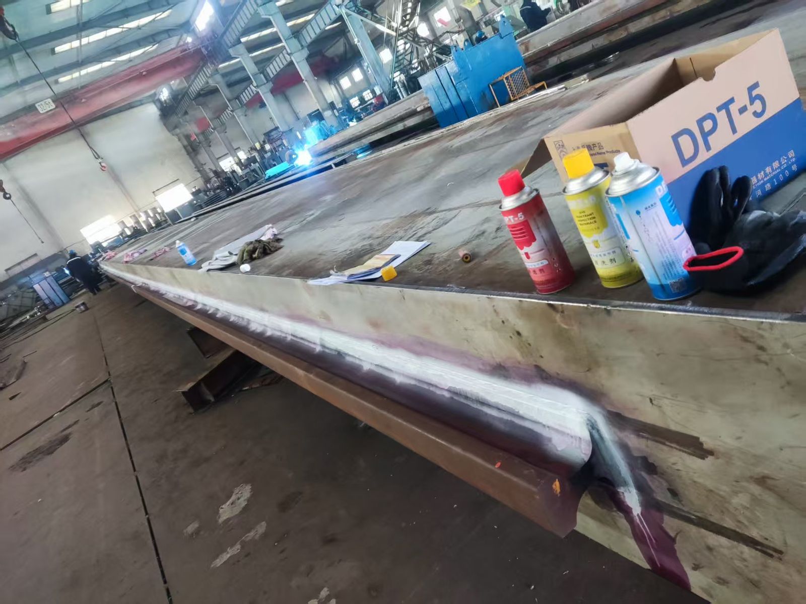 PT inspection of RTG1001 main beam rail weld